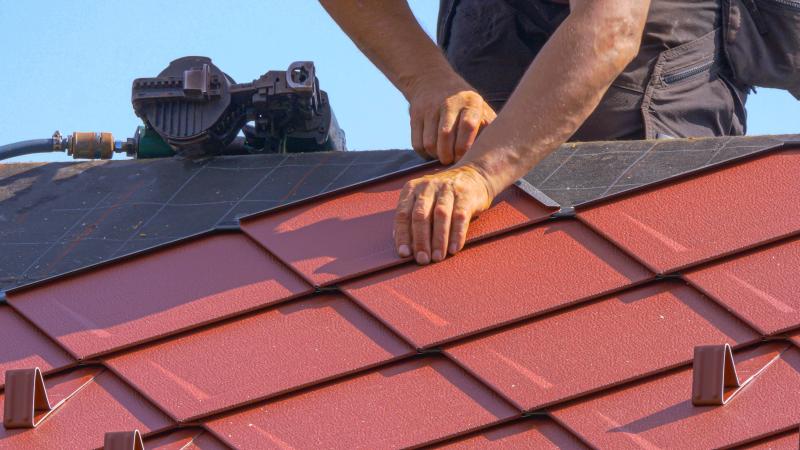 Metal shingle roof installation in progress in Orlando, FL